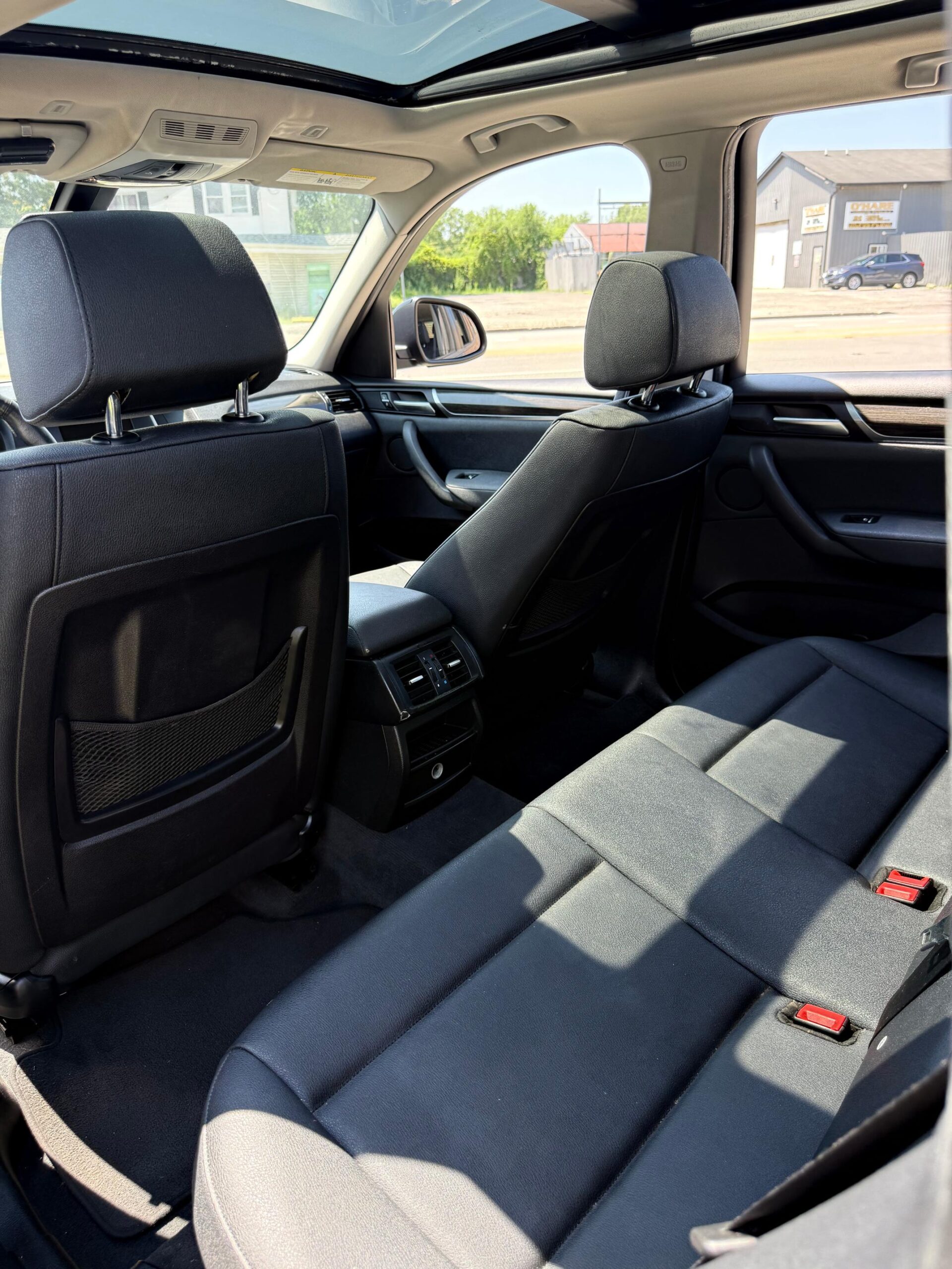 
								BMW X3 full									