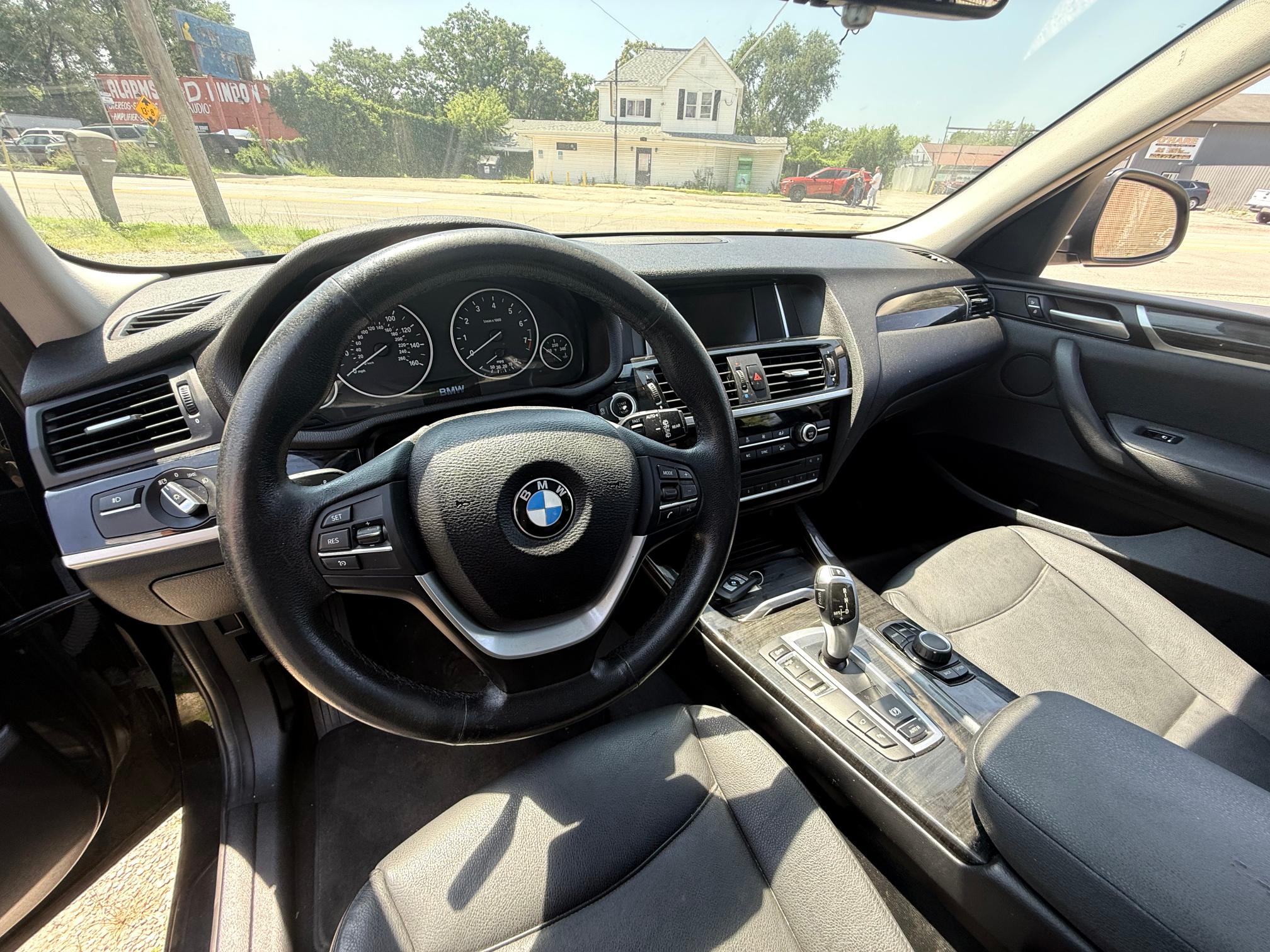 
								BMW X3 full									