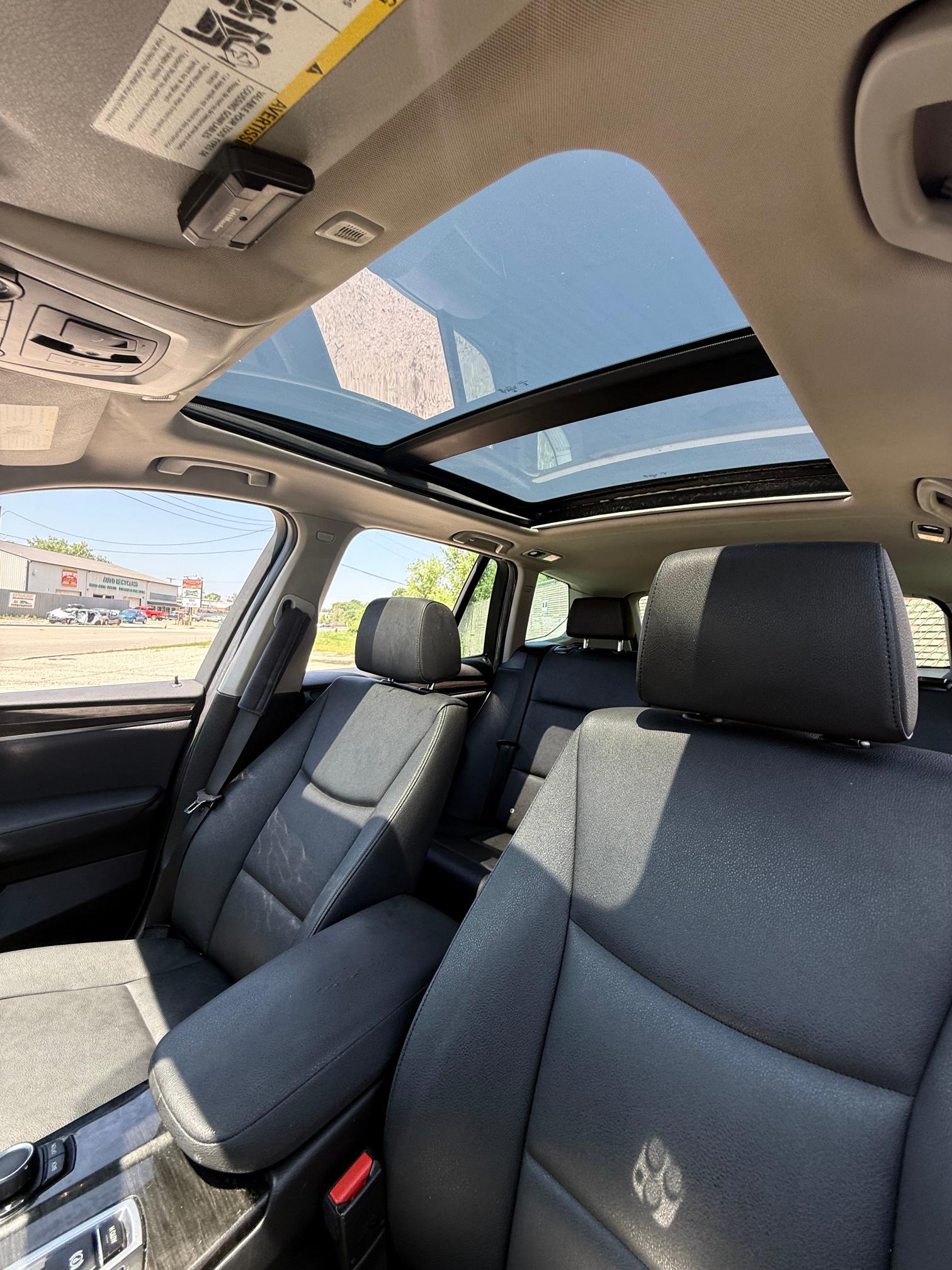 
								BMW X3 full									