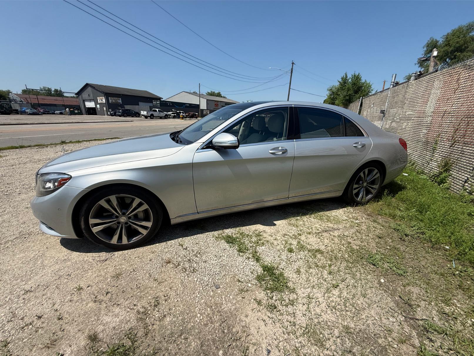 
								Mercedes Benz S550 full									