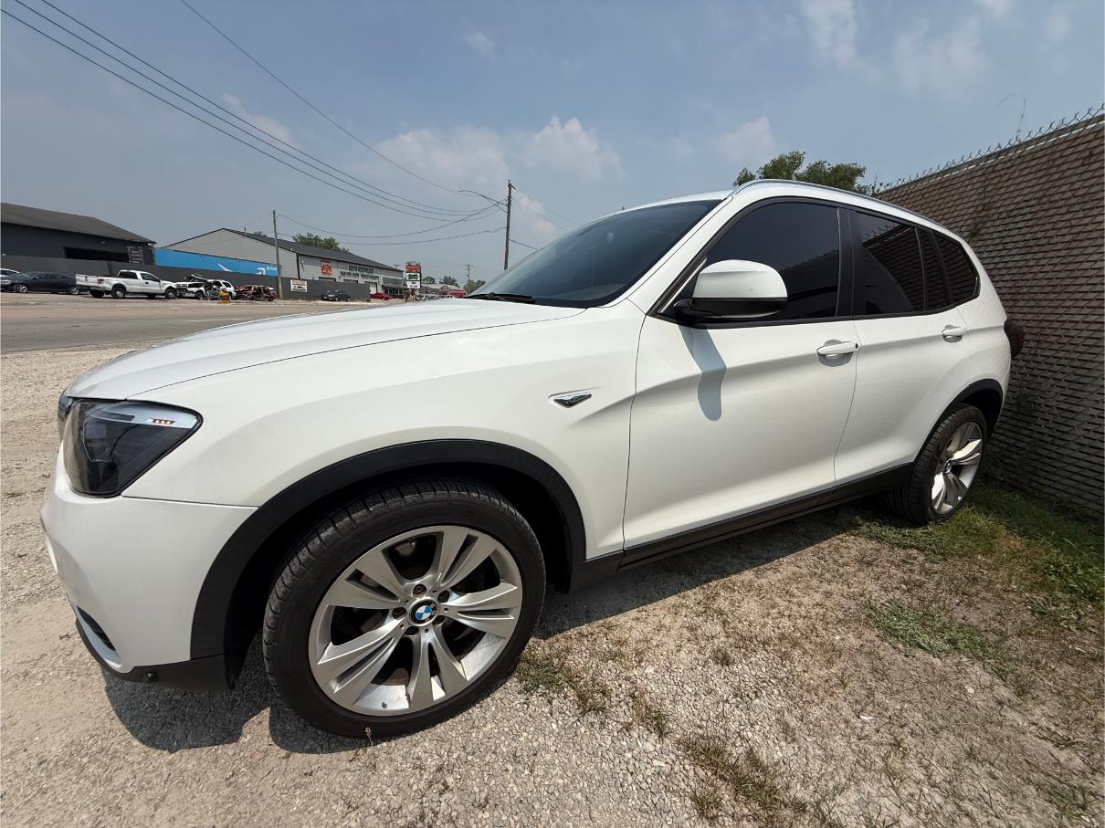 
								BMW X3 full									