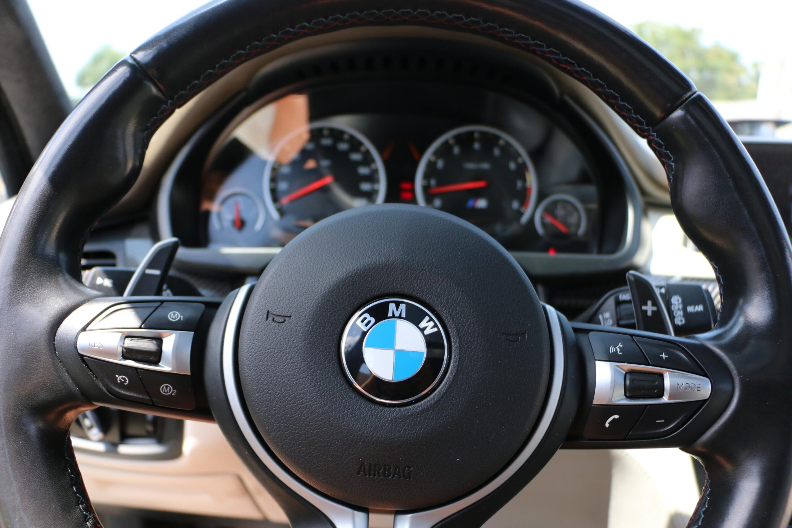 
								BMW X5M full									