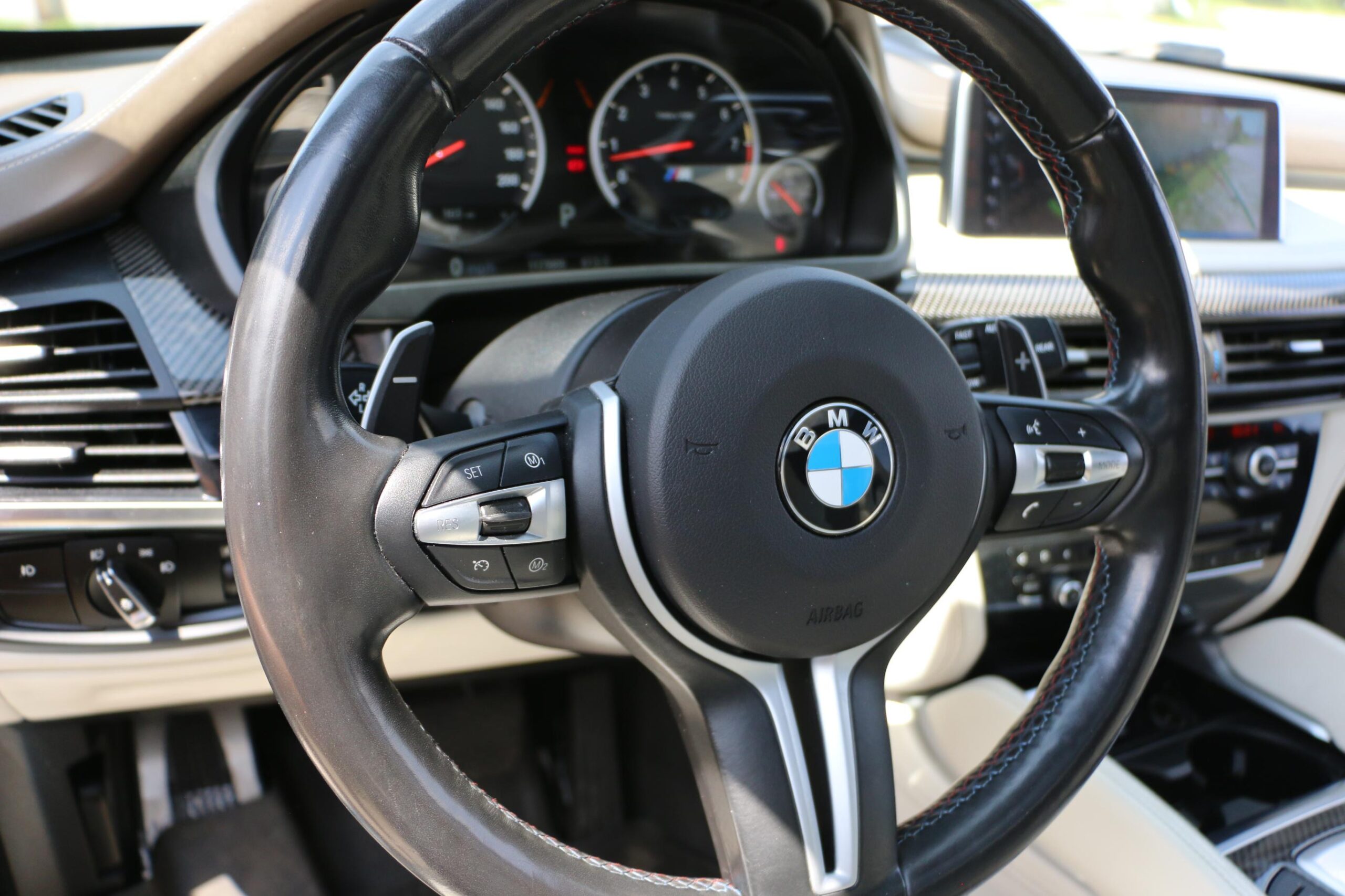 
								BMW X5M full									